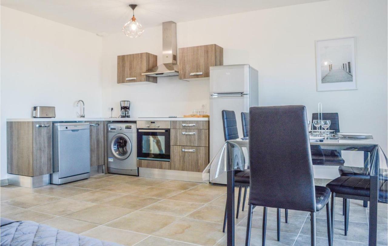 Awesome Apartment In Coti Chiavari With Kitchen Ngoại thất bức ảnh